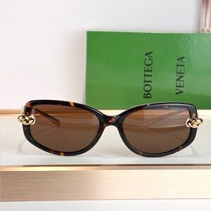 Bottega Veneta Sunglasses
